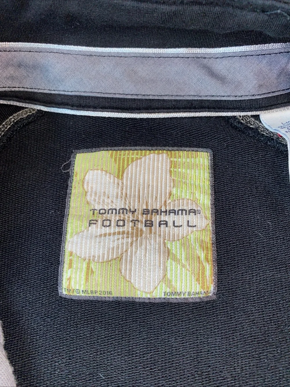 Tommy Bahama comfortable quilted
